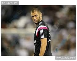 详解棒球规则中的内野手手套尺寸限制防止守备范围非法扩大